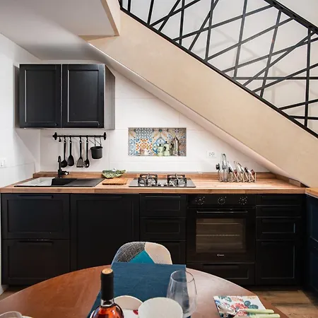 Maiolica House Apartment